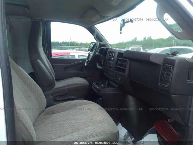 Photo 4 VIN: 1GCWGAFF5G1232833 - CHEVROLET EXPRESS CARGO VAN 