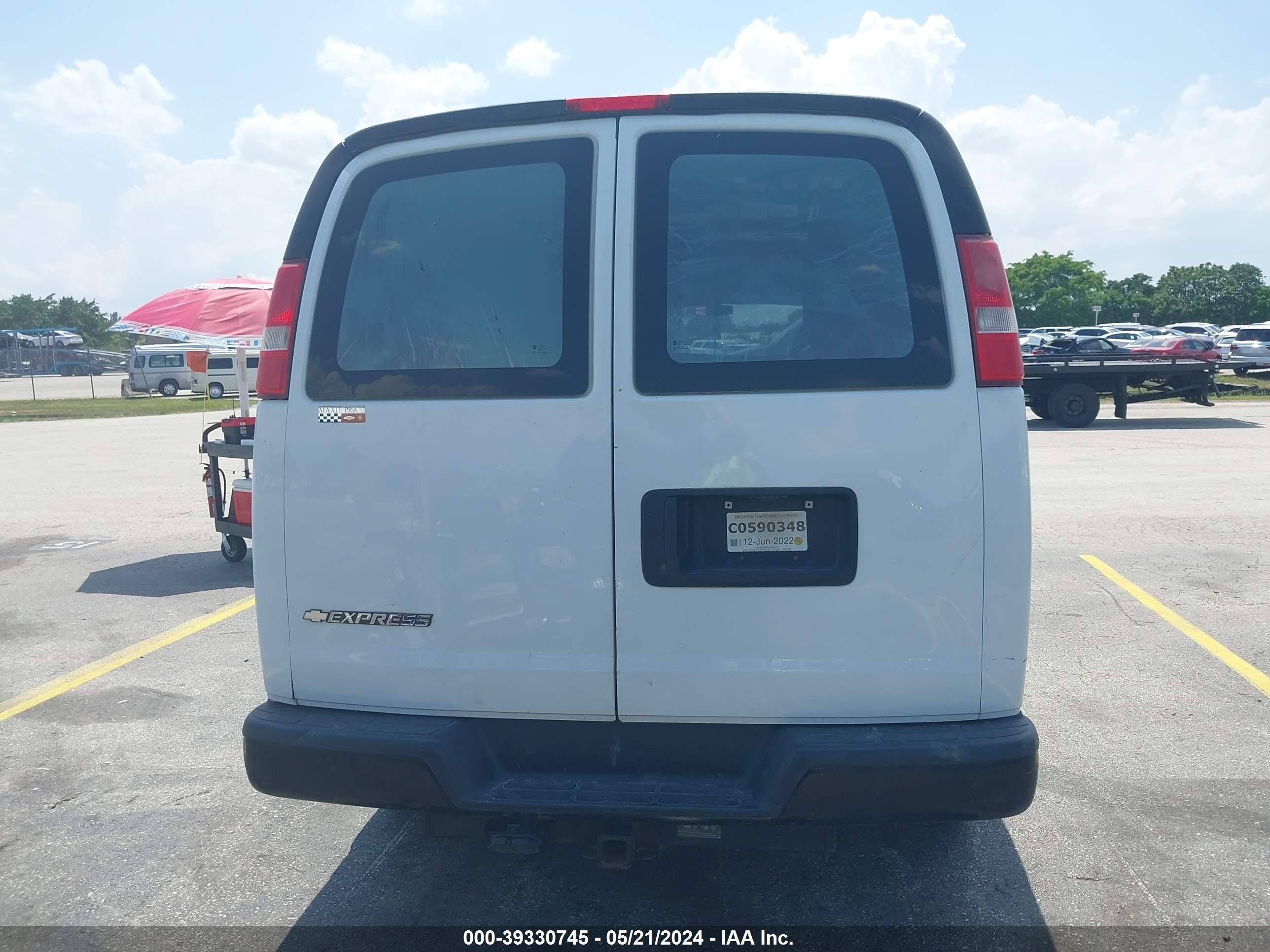 Photo 15 VIN: 1GCWGAFF5H1310075 - CHEVROLET EXPRESS 