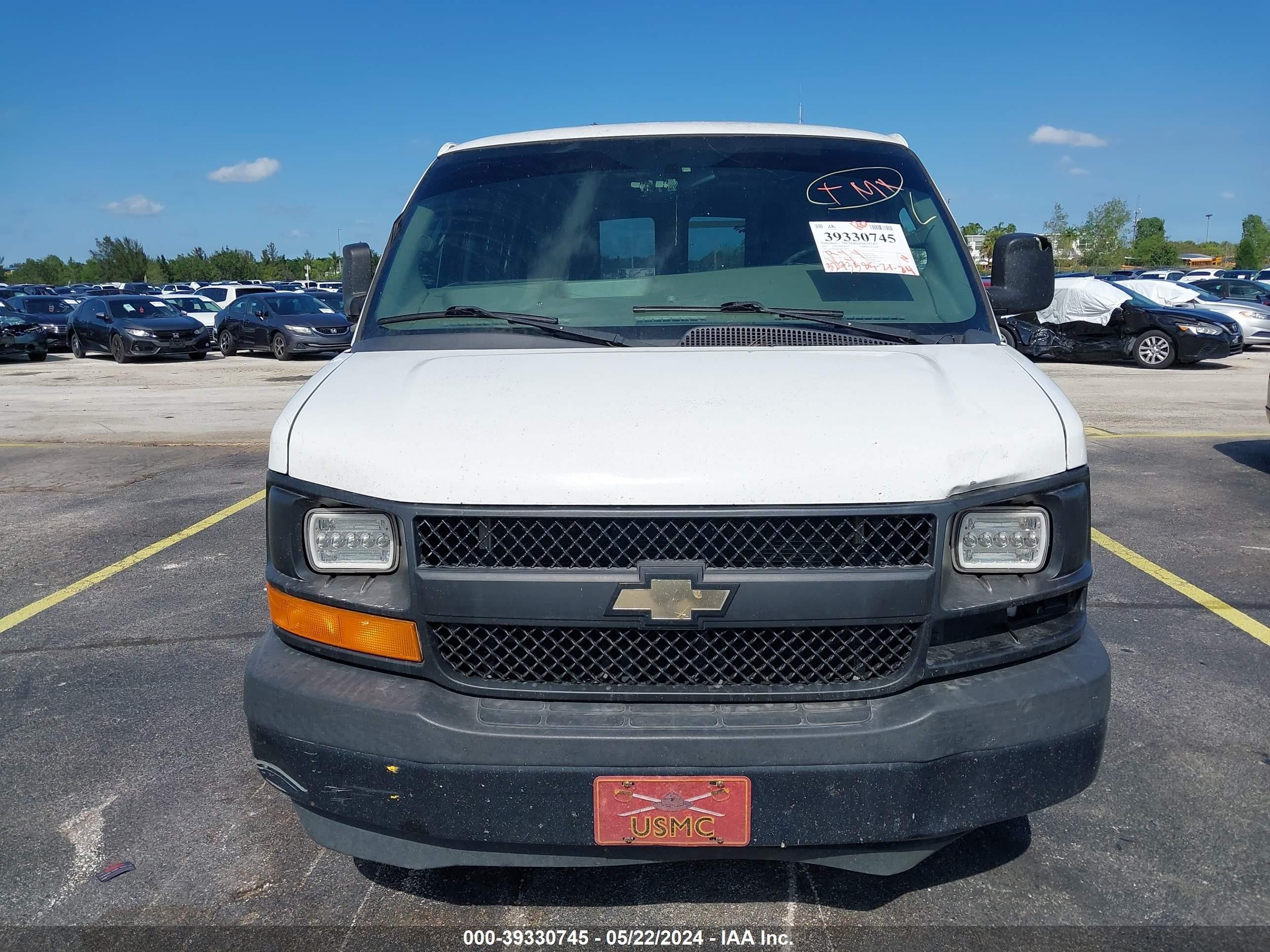 Photo 5 VIN: 1GCWGAFF5H1310075 - CHEVROLET EXPRESS 