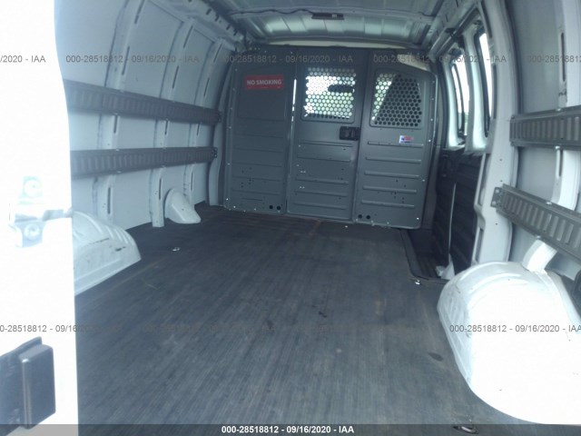 Photo 7 VIN: 1GCWGAFF5H1348969 - CHEVROLET EXPRESS CARGO VAN 