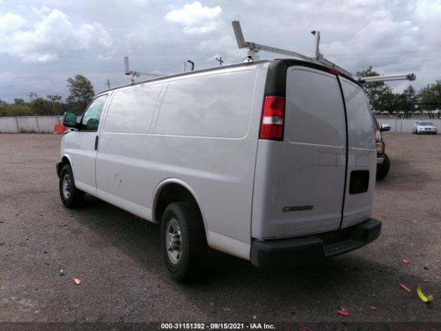 Photo 2 VIN: 1GCWGAFF5H1351385 - CHEVROLET EXPRESS CARGO VAN 