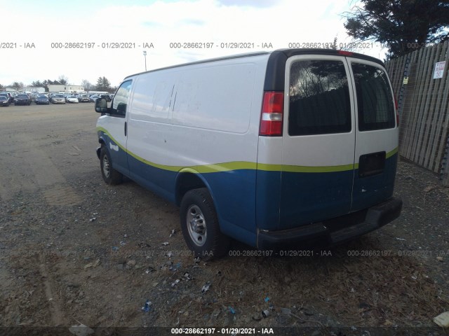 Photo 2 VIN: 1GCWGAFF6G1121417 - CHEVROLET EXPRESS CARGO VAN 