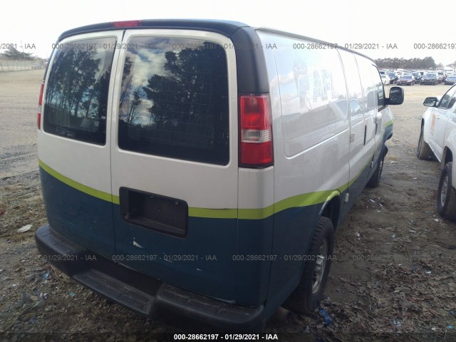 Photo 3 VIN: 1GCWGAFF6G1121417 - CHEVROLET EXPRESS CARGO VAN 