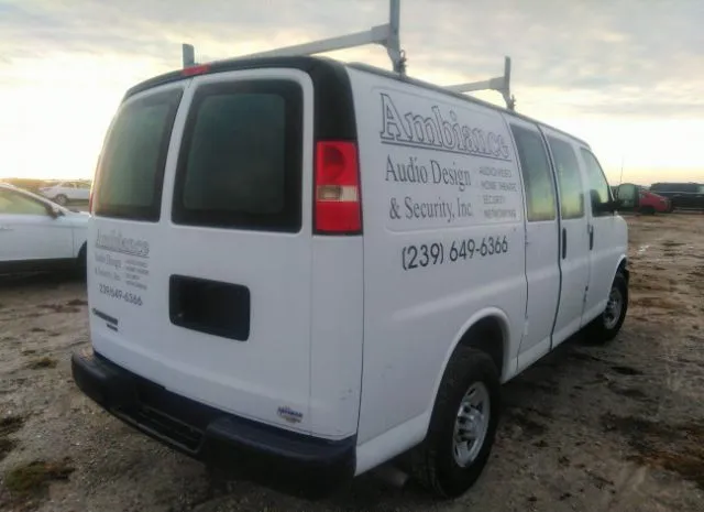 Photo 3 VIN: 1GCWGAFF6G1137343 - CHEVROLET EXPRESS CARGO VAN 