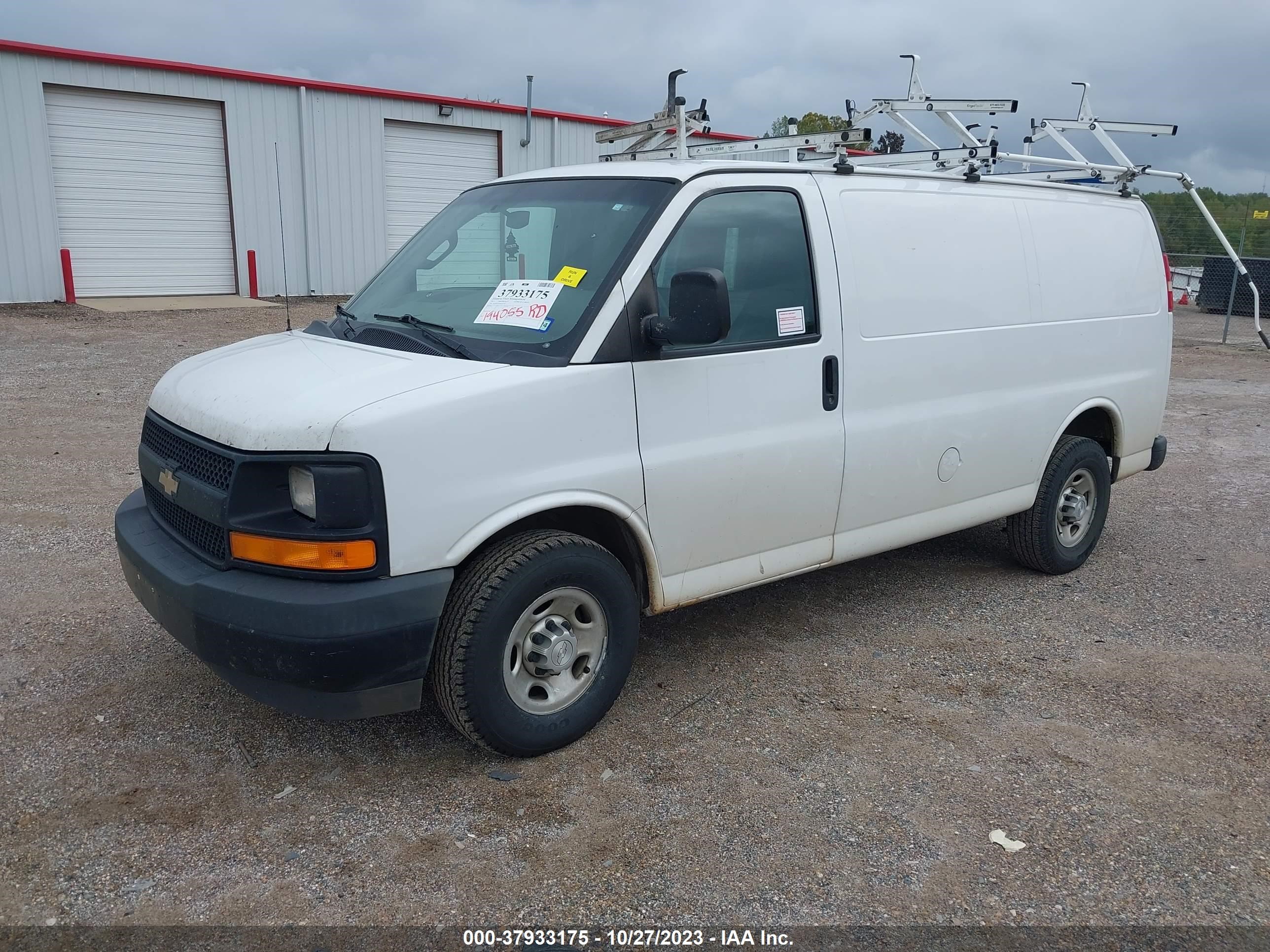 Photo 1 VIN: 1GCWGAFF6H1117417 - CHEVROLET EXPRESS 