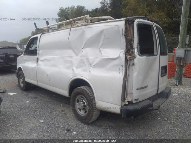 Photo 2 VIN: 1GCWGAFF6H1347037 - CHEVROLET EXPRESS CARGO VAN 