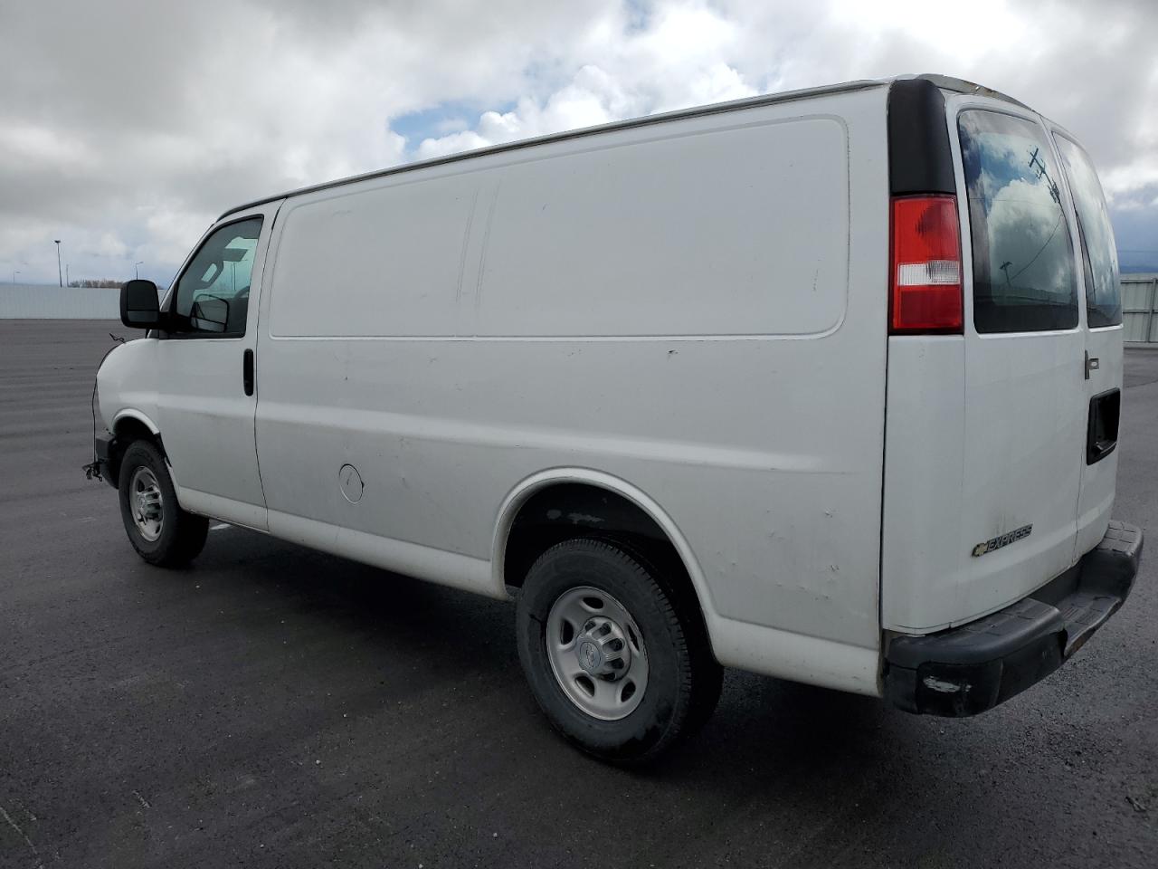 Photo 1 VIN: 1GCWGAFF7G1335946 - CHEVROLET EXPRESS 