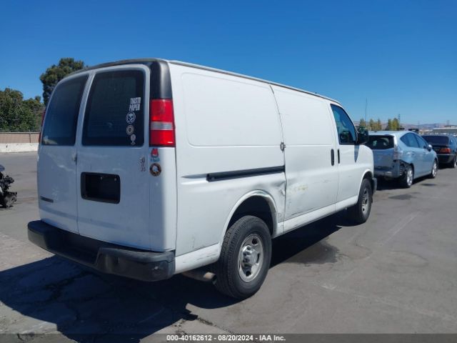 Photo 3 VIN: 1GCWGAFF8H1114678 - CHEVROLET EXPRESS 