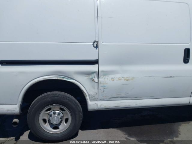 Photo 5 VIN: 1GCWGAFF8H1114678 - CHEVROLET EXPRESS 