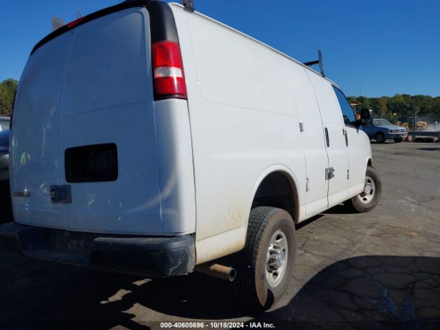 Photo 3 VIN: 1GCWGAFF8H1182768 - CHEVROLET EXPRESS 