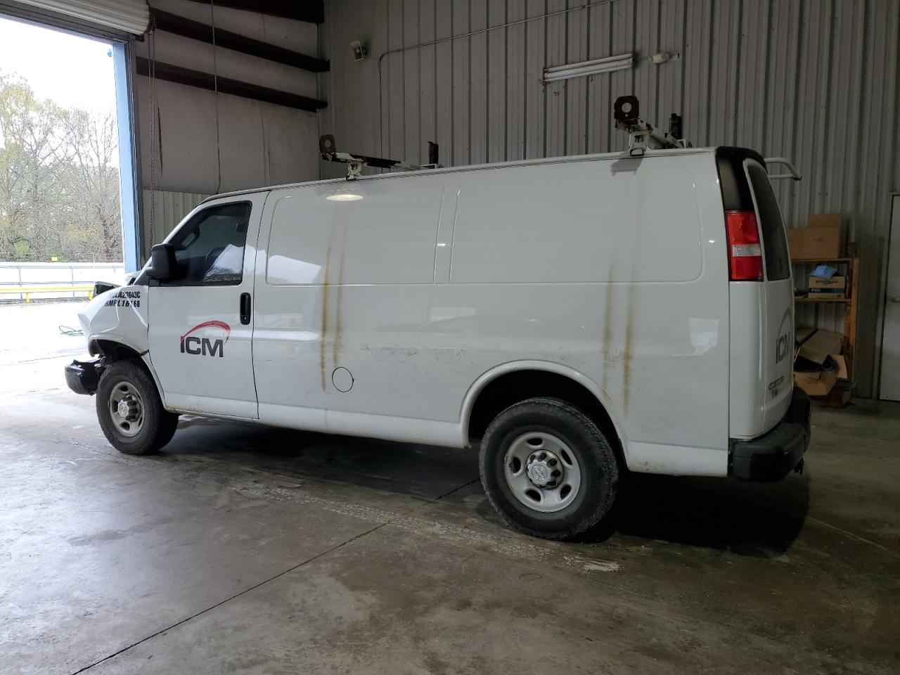 Photo 1 VIN: 1GCWGAFF8H1347296 - CHEVROLET EXPRESS 