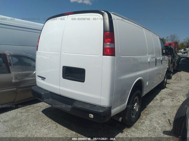 Photo 3 VIN: 1GCWGAFF9G1214125 - CHEVROLET EXPRESS CARGO VAN 