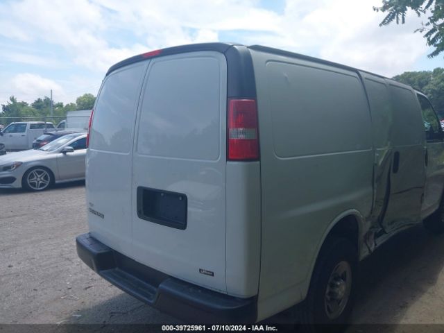 Photo 3 VIN: 1GCWGAFF9H1344312 - CHEVROLET EXPRESS 