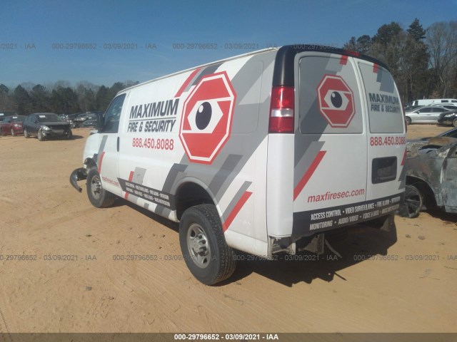 Photo 2 VIN: 1GCWGAFFXG1195942 - CHEVROLET EXPRESS CARGO VAN 