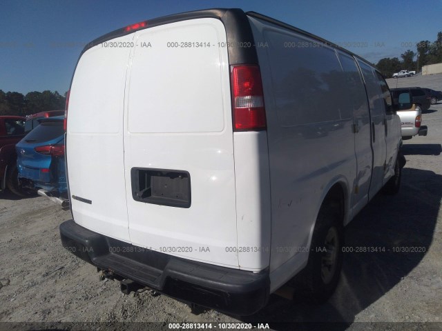 Photo 3 VIN: 1GCWGAFFXG1320857 - CHEVROLET EXPRESS CARGO VAN 