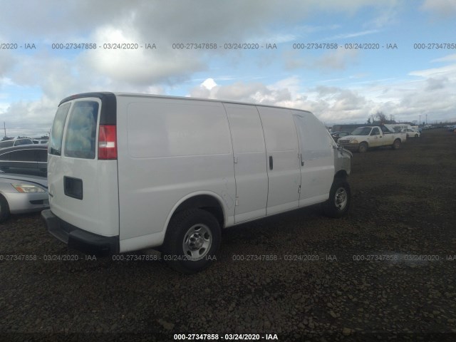 Photo 3 VIN: 1GCWGAFFXH1134446 - CHEVROLET EXPRESS CARGO VAN 