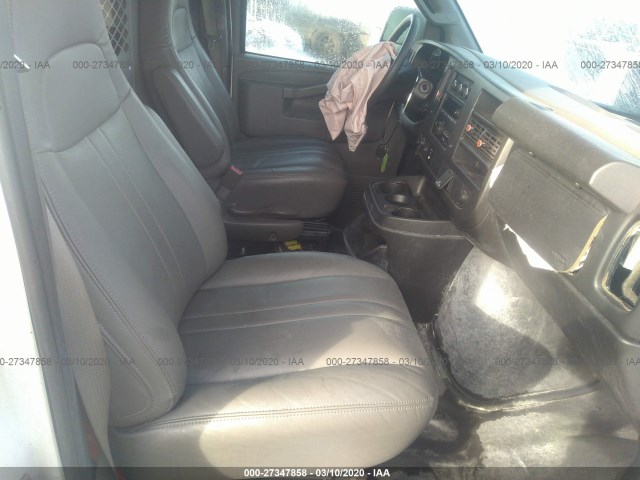 Photo 4 VIN: 1GCWGAFFXH1134446 - CHEVROLET EXPRESS CARGO VAN 