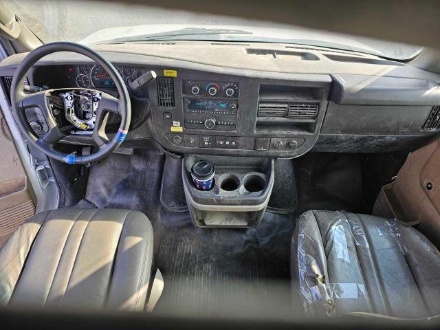 Photo 8 VIN: 1GCWGAFFXH1344366 - CHEVROLET EXPRESS 