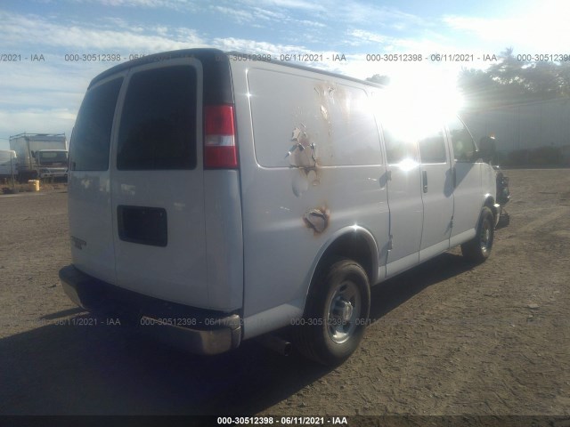 Photo 3 VIN: 1GCWGAFG1J1342777 - CHEVROLET EXPRESS CARGO VAN 