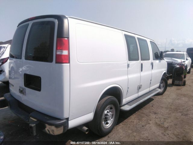 Photo 3 VIN: 1GCWGAFG1J1907089 - CHEVROLET EXPRESS 