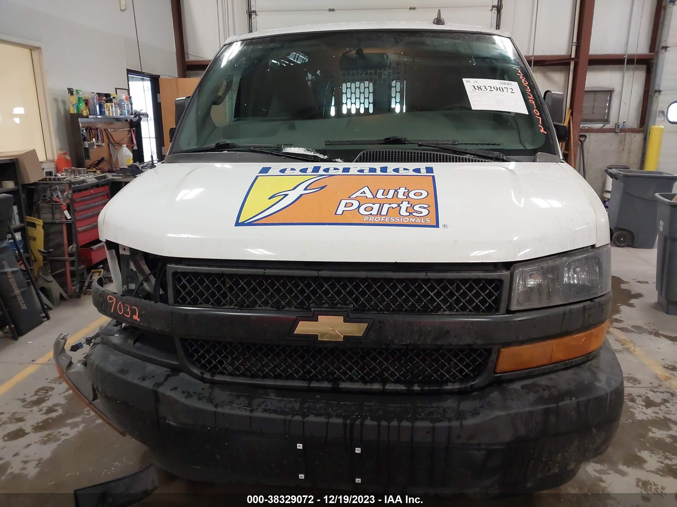 Photo 11 VIN: 1GCWGAFG1K1277589 - CHEVROLET EXPRESS 