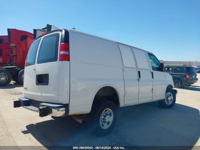 Photo 3 VIN: 1GCWGAFG1K1279830 - CHEVROLET EXPRESS 