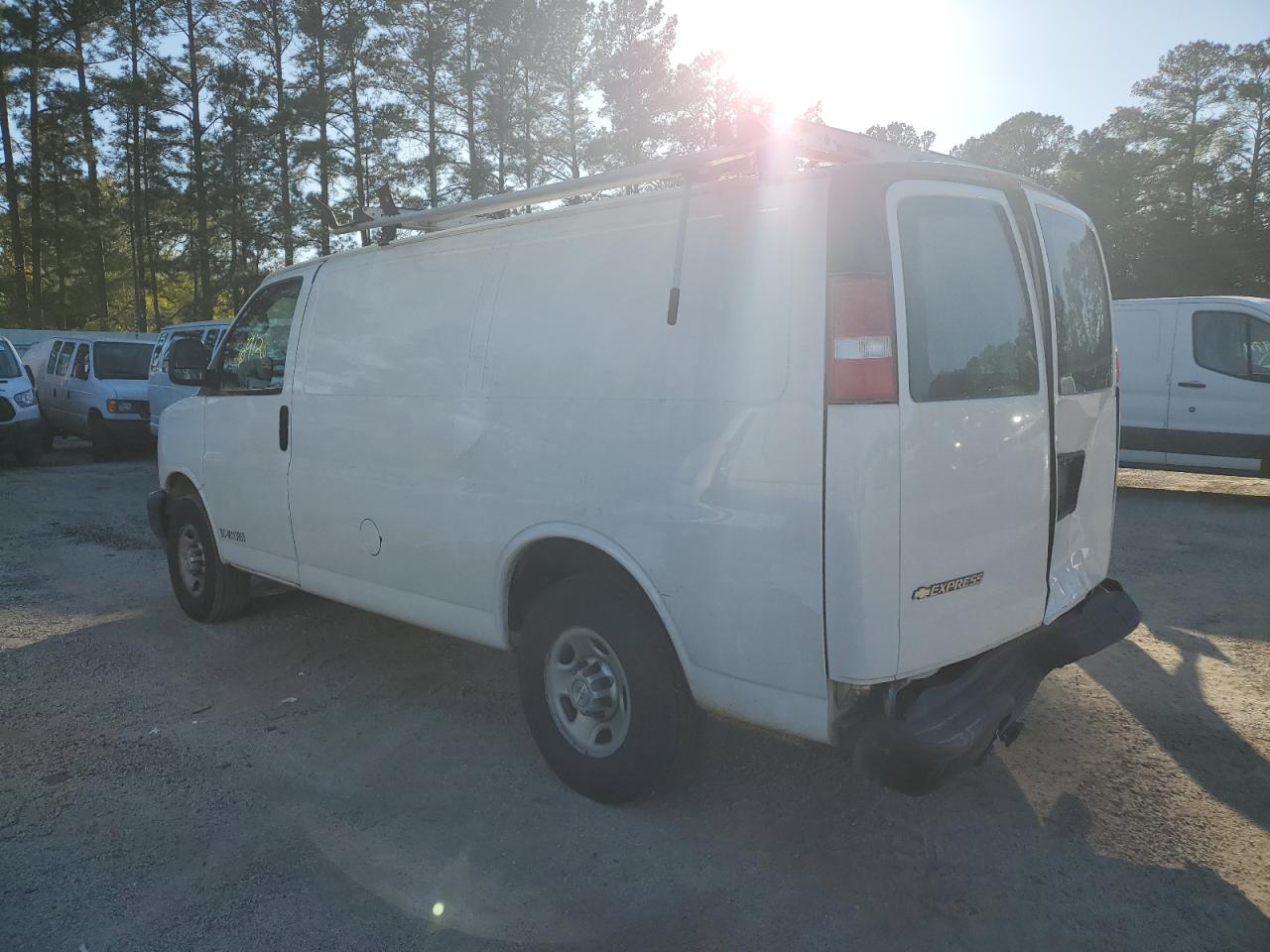 Photo 1 VIN: 1GCWGAFG1L1270286 - CHEVROLET EXPRESS 