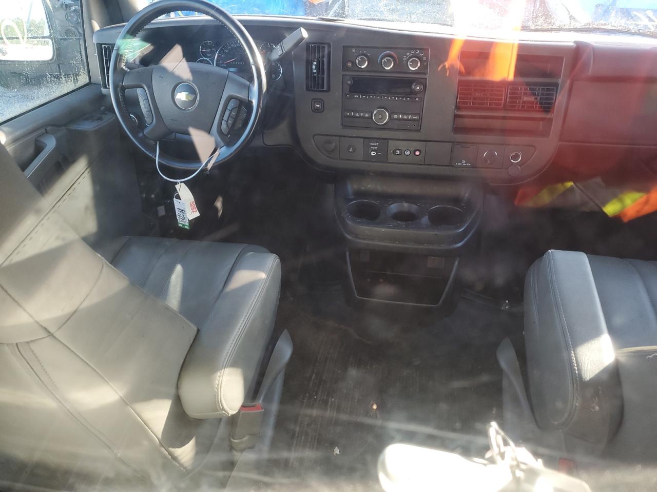 Photo 7 VIN: 1GCWGAFG1L1270286 - CHEVROLET EXPRESS 