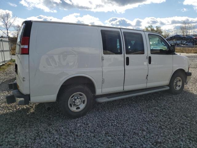 Photo 2 VIN: 1GCWGAFG2J1903830 - CHEVROLET EXPRESS 