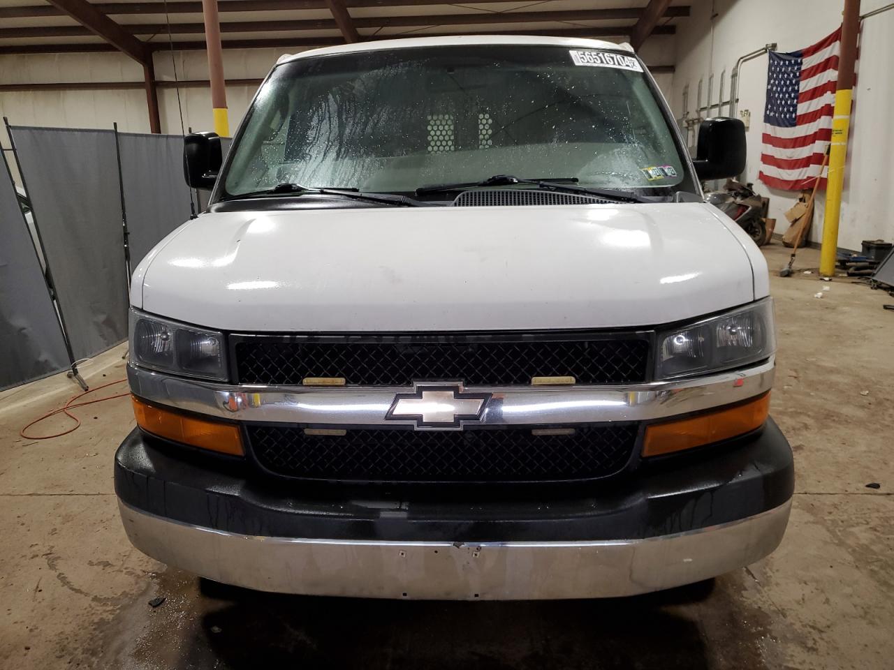 Photo 4 VIN: 1GCWGAFG2J1904654 - CHEVROLET EXPRESS 