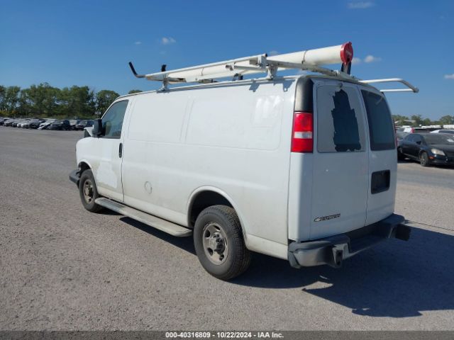 Photo 2 VIN: 1GCWGAFG2J1904895 - CHEVROLET EXPRESS 