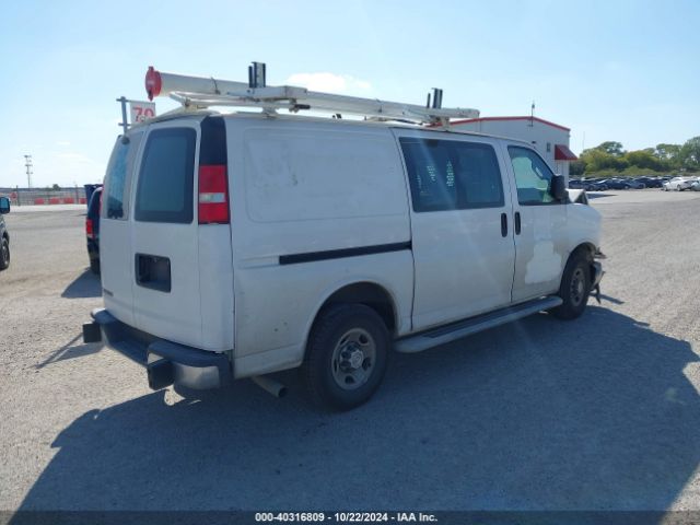 Photo 3 VIN: 1GCWGAFG2J1904895 - CHEVROLET EXPRESS 