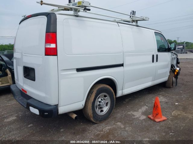 Photo 3 VIN: 1GCWGAFG3K1329398 - CHEVROLET EXPRESS 2500 