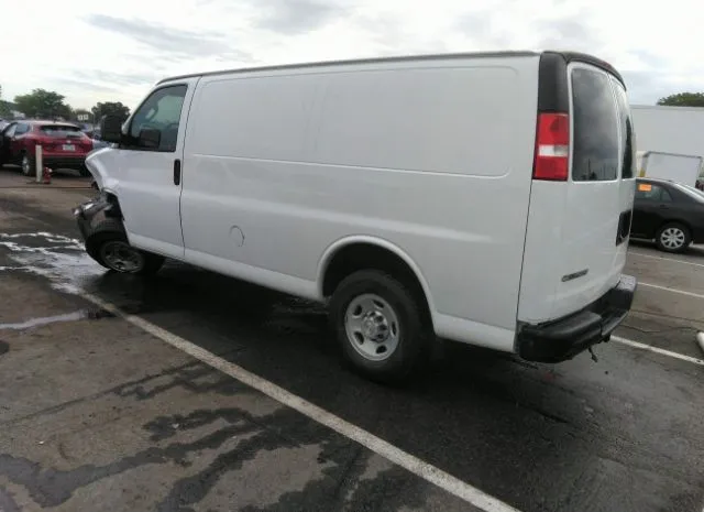 Photo 2 VIN: 1GCWGAFG4J1337282 - CHEVROLET EXPRESS CARGO VAN 