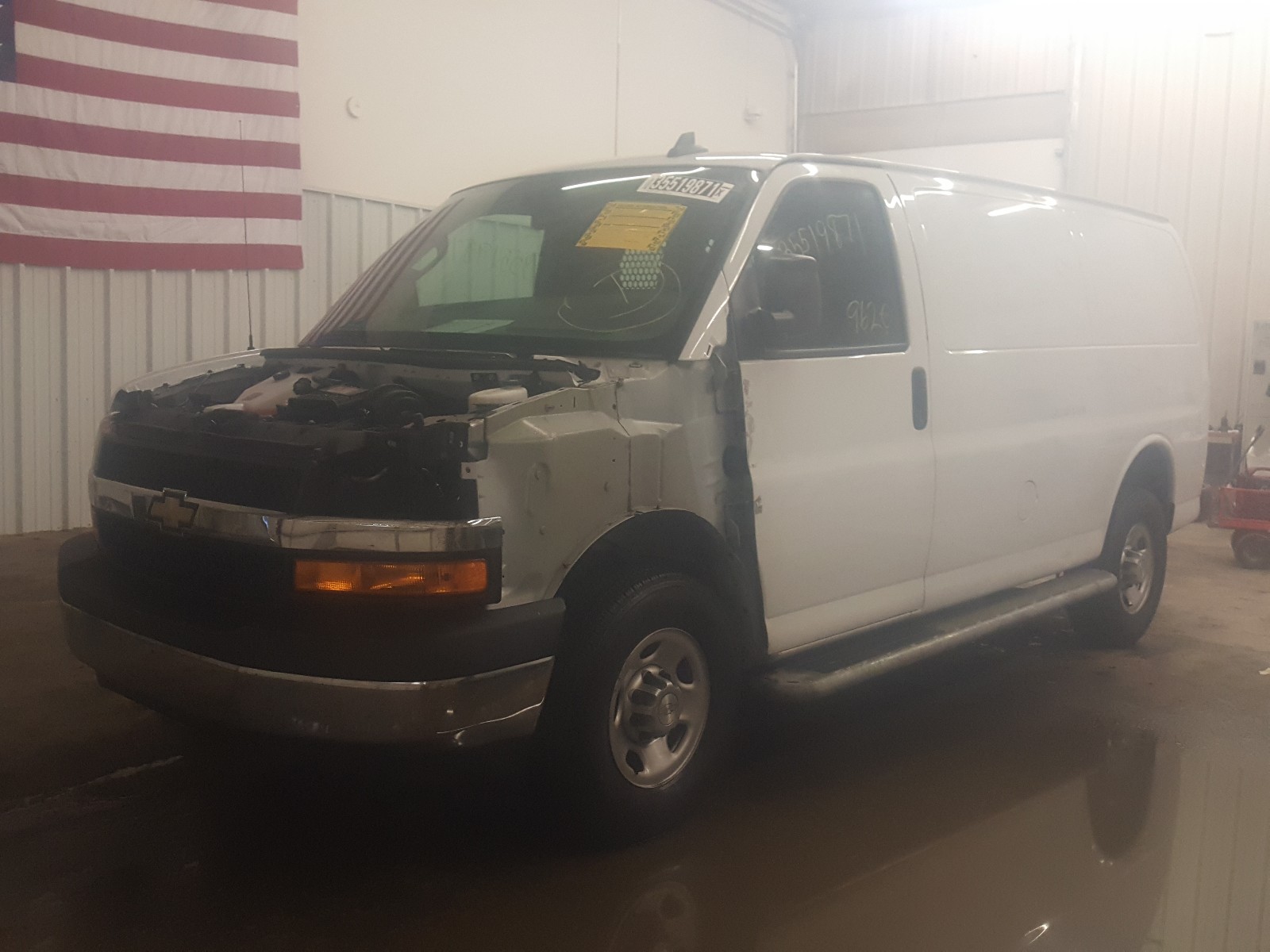 Photo 1 VIN: 1GCWGAFG4K1370252 - CHEVROLET EXPRESS G2 