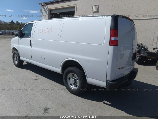 Photo 2 VIN: 1GCWGAFG5J1334908 - CHEVROLET EXPRESS CARGO VAN 