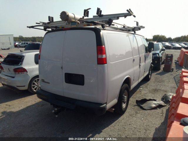 Photo 3 VIN: 1GCWGAFG5J1334939 - CHEVROLET EXPRESS CARGO VAN 