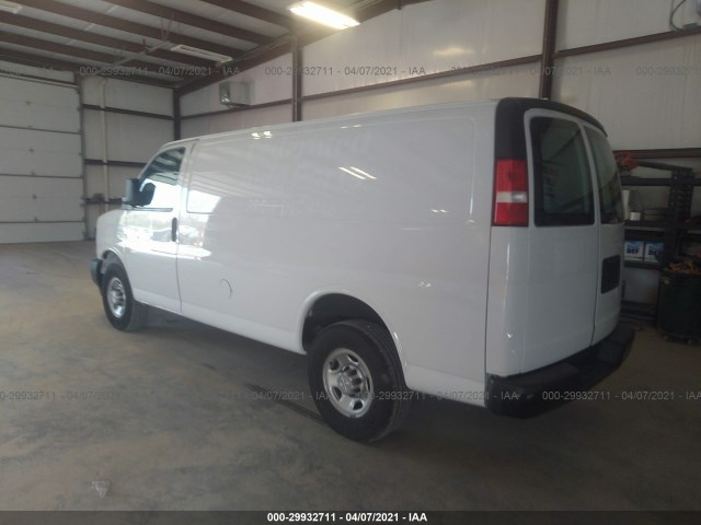 Photo 2 VIN: 1GCWGAFG6J1213353 - CHEVROLET EXPRESS CARGO VAN 