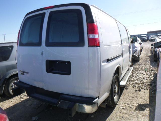 Photo 3 VIN: 1GCWGAFG6J1905144 - CHEVROLET EXPRESS G2 