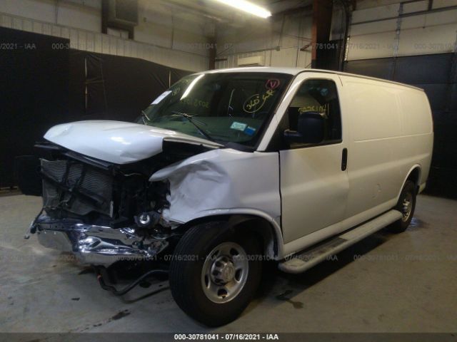 Photo 1 VIN: 1GCWGAFG6J1909226 - CHEVROLET EXPRESS CARGO VAN 