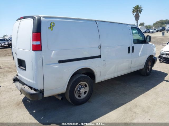 Photo 3 VIN: 1GCWGAFG6L1151259 - CHEVROLET EXPRESS 