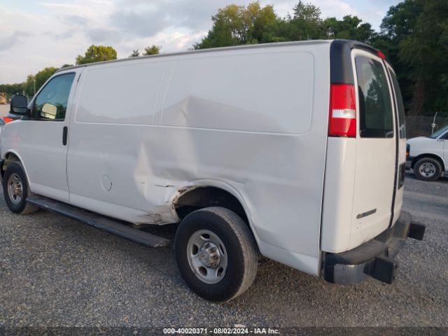 Photo 2 VIN: 1GCWGAFG6L1166957 - CHEVROLET EXPRESS 