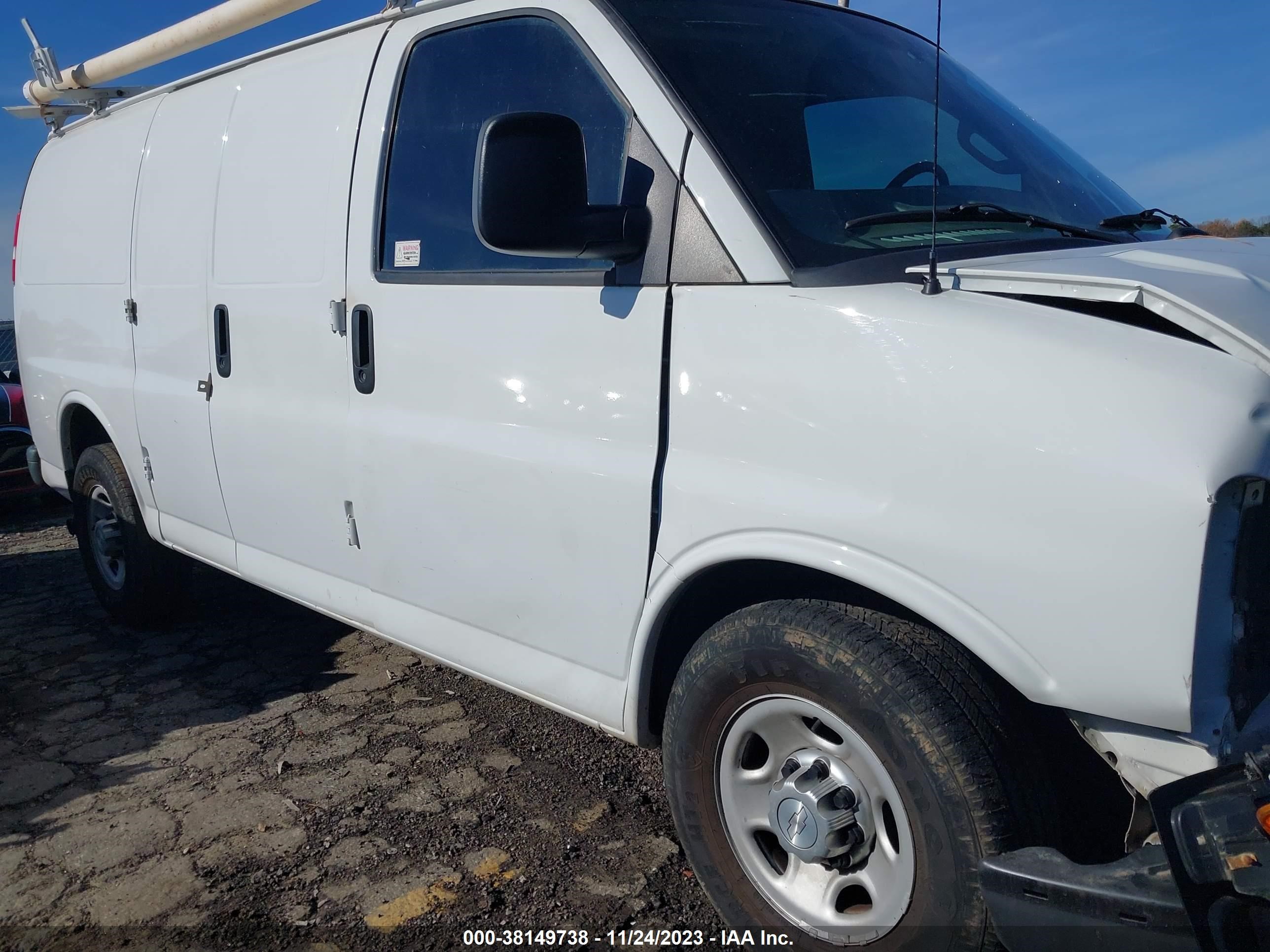 Photo 12 VIN: 1GCWGAFG7G1160722 - CHEVROLET EXPRESS 