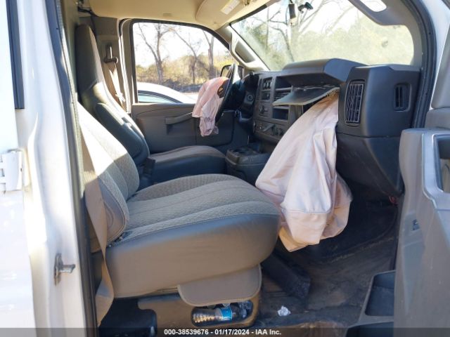 Photo 4 VIN: 1GCWGAFG7K1371752 - CHEVROLET EXPRESS 2500 