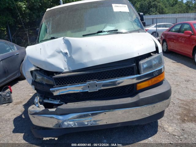 Photo 5 VIN: 1GCWGAFG8J1907378 - CHEVROLET EXPRESS 