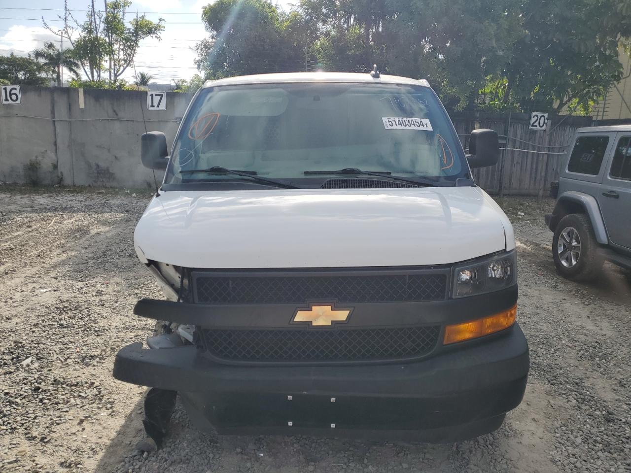 Photo 5 VIN: 1GCWGAFG8L1147326 - CHEVROLET EXPRESS 