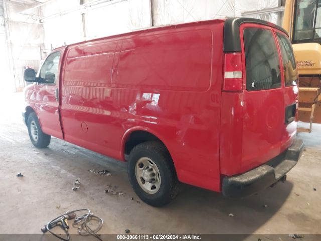 Photo 2 VIN: 1GCWGAFG9J1304634 - CHEVROLET EXPRESS 