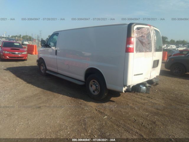 Photo 2 VIN: 1GCWGAFG9J1905574 - CHEVROLET EXPRESS 