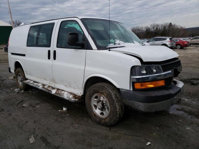 Photo 3 VIN: 1GCWGAFG9J1907471 - CHEVROLET EXPRESS G2 