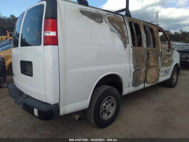 Photo 3 VIN: 1GCWGAFG9K1199045 - CHEVROLET EXPRESS CARGO VAN 